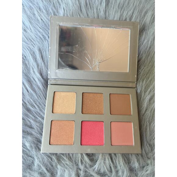 Iconic London Blush Bronzer Highlighter Blaze Chaser Face Palette 6 Shades New - Picture 1 of 5